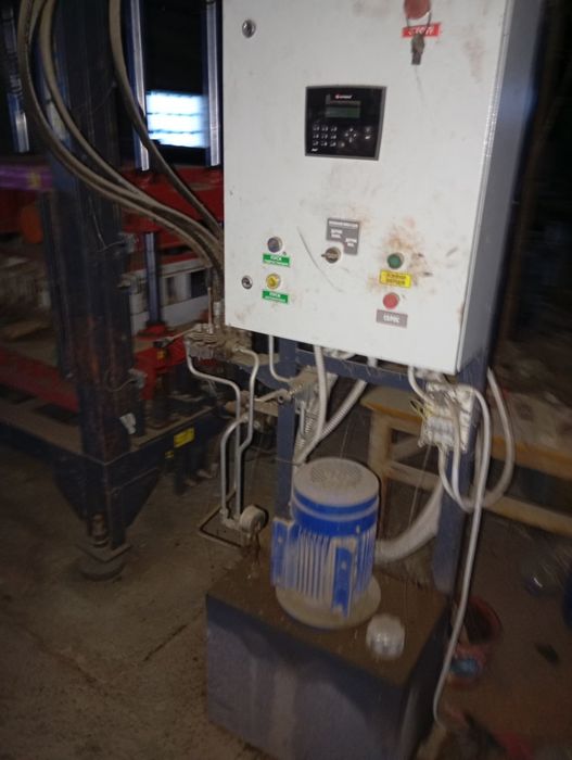 Станки для виготовлення тротуарної плитки