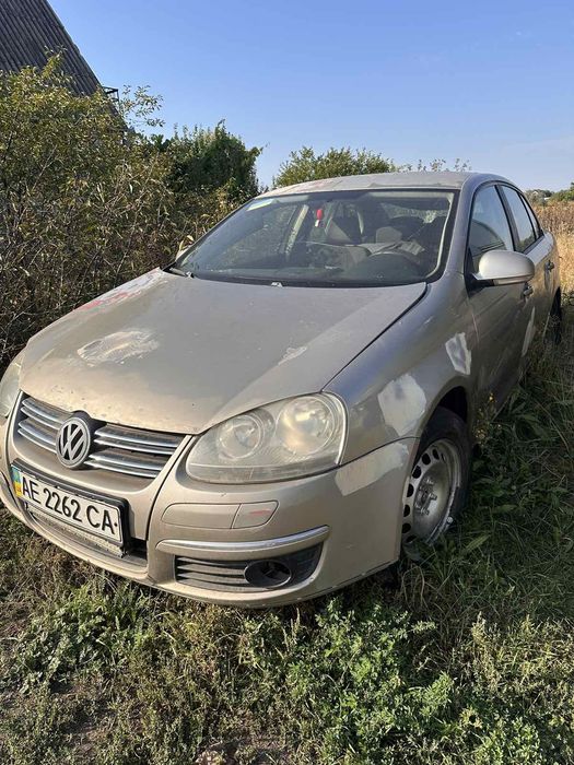 Volkswagen Jetta 1,6 с оформлением