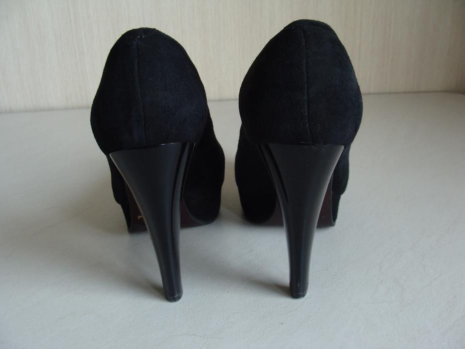 туфли замшевые черные на каблуке