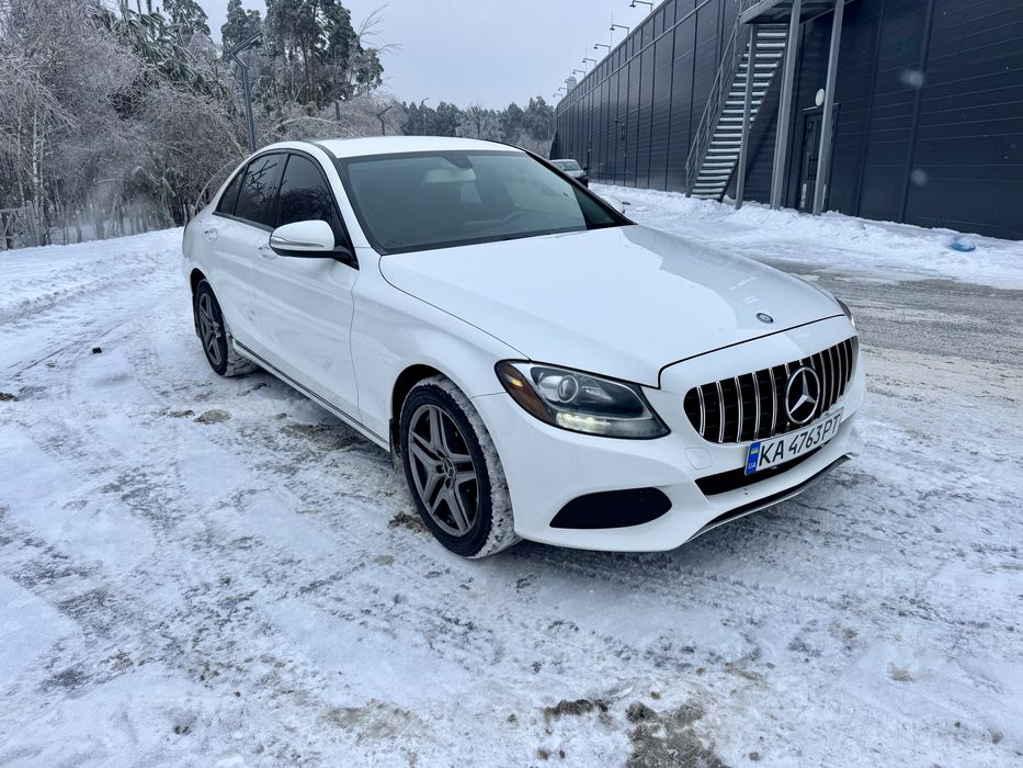 Продам Mercedes c300