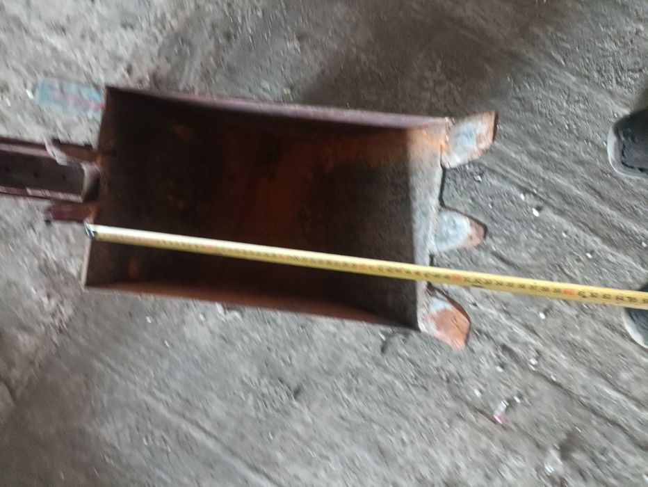 Ковш міні екскаватора