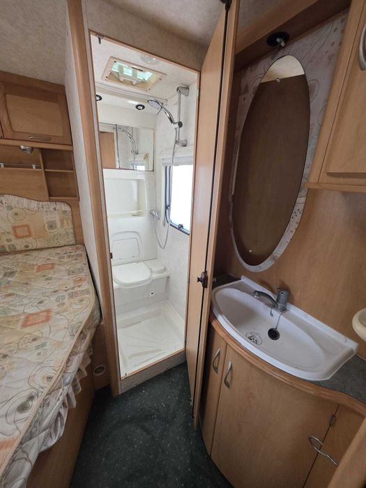 Caravana inglesa lunar lexon