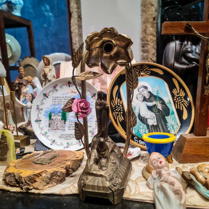 Escultura Religiosa “Aparição de Lourdes” Metal Prateado–França |26 cm