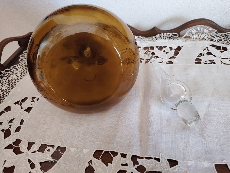 Garrafa de Vidro em Vidro Murano Côr Caramelo