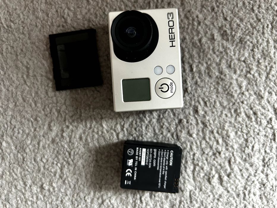 GoPro HERO3 + obudowa wodoszczelna + karta Samsung 16 GB