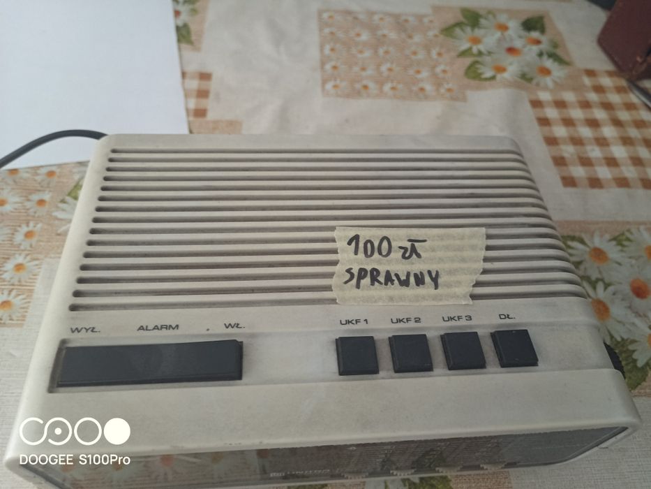 UNITRA pionier re105 radio budzik
