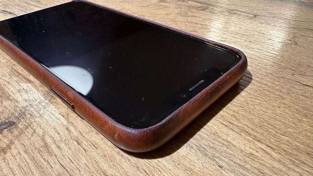 Skórzane brązowe etui (case) dla IPhone X