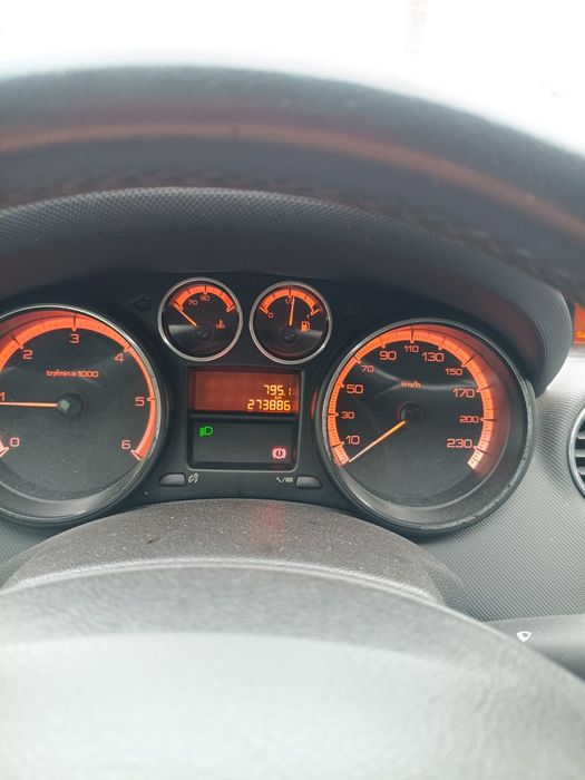 Продам  Пежо 308