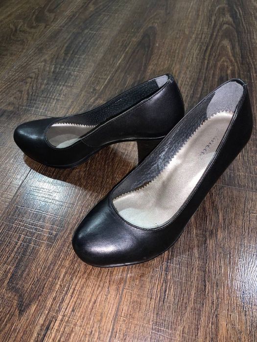 Туфлі жіночі