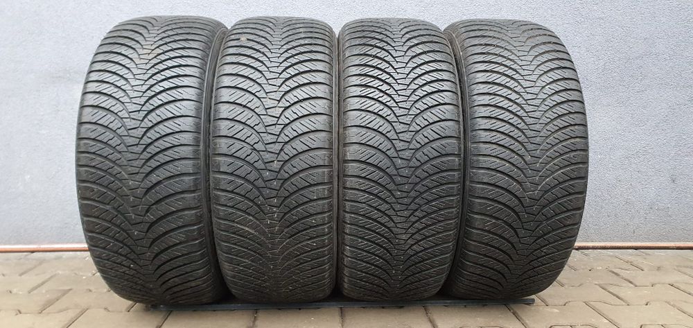 235/50/18 Falken komplet Wielosezonowe