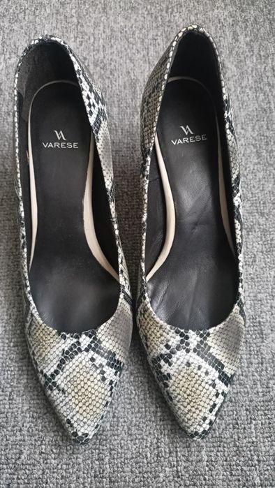 Buty szpilki damskie firmy Varese rozmiar 38 skóra