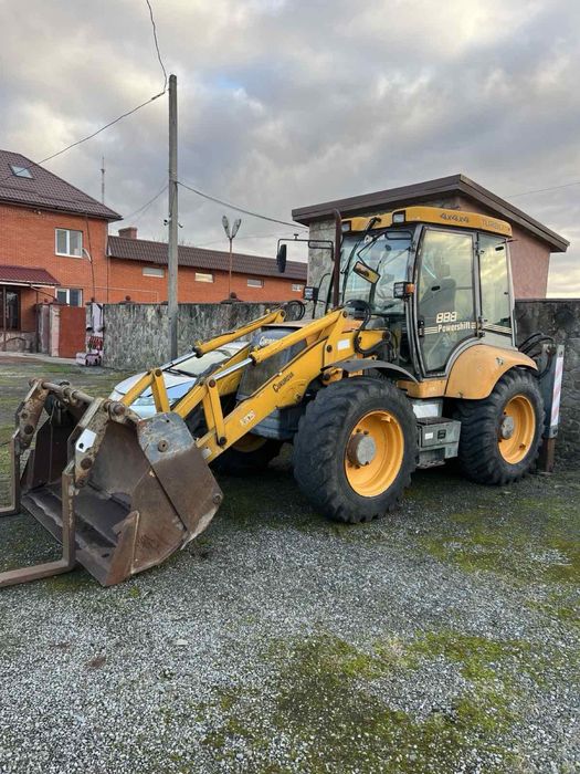Екскаватор-навантажувач cukurova 888