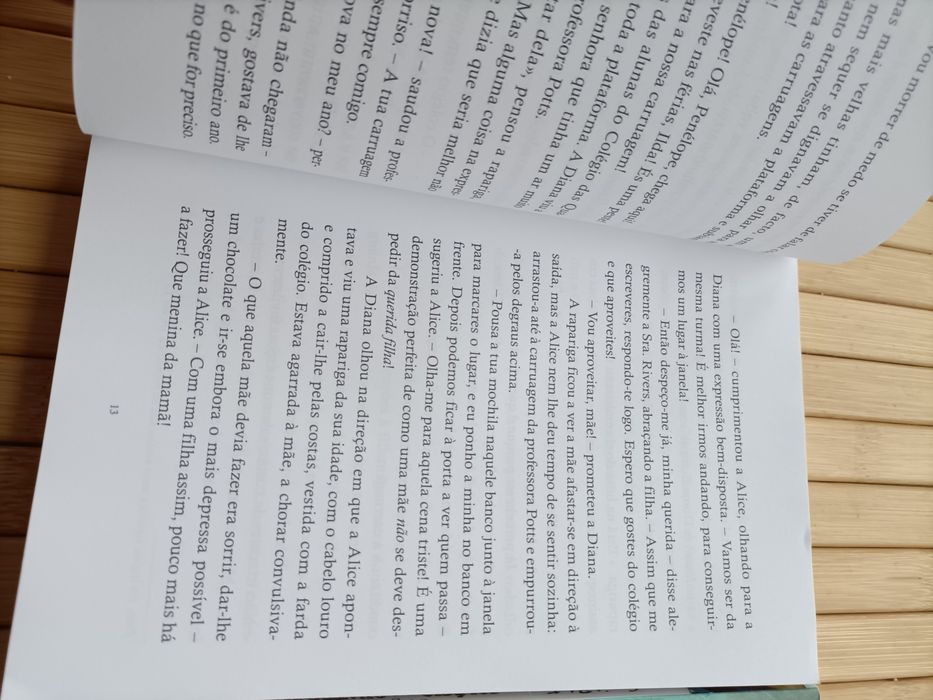 Lote 2 livros o colégio das 4 torres n 1 e 2