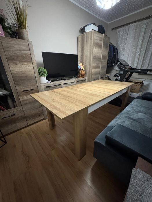 Stół rozkładany 160 cm.