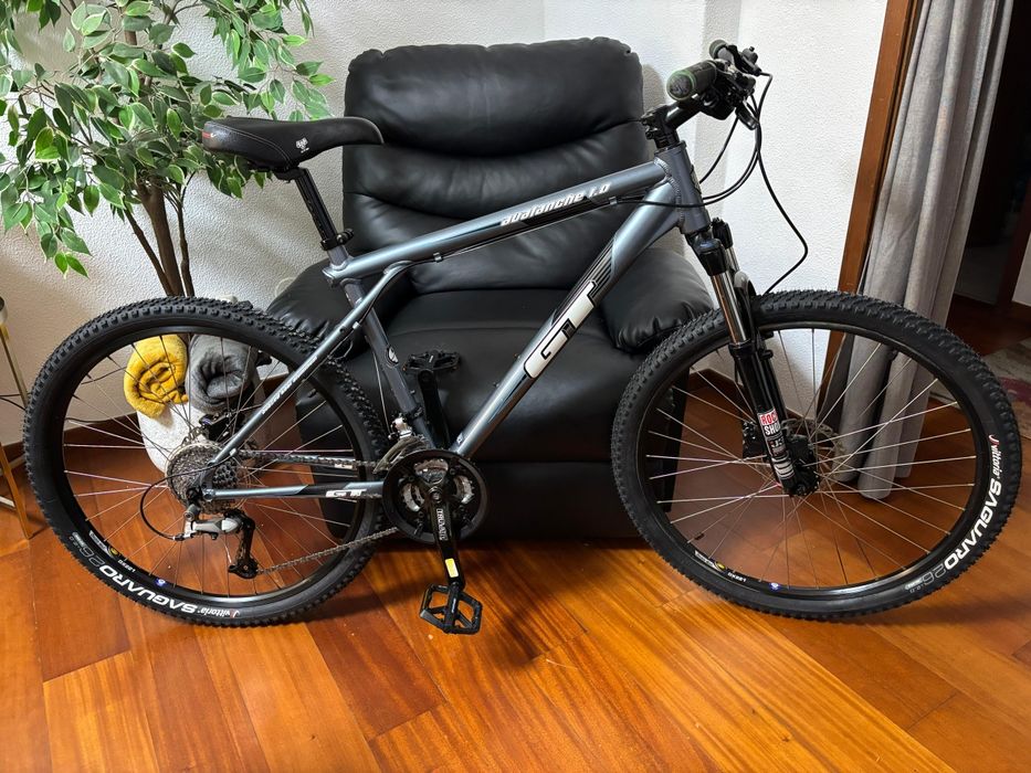 Bicicleta GT AVALANCHE 1.0 excelente estado