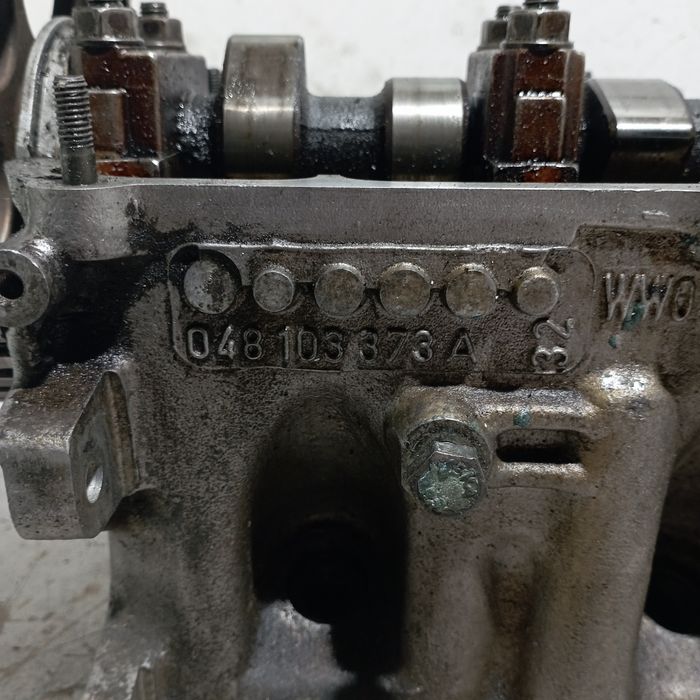 Гбц головка 2.0 8V  Audi 80 100 Passat b3 B4 Golf Vento