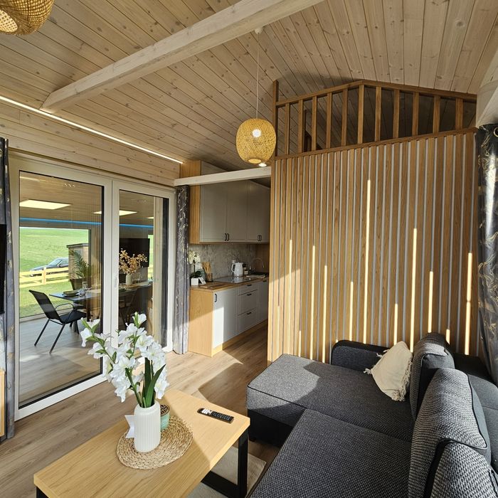 Dom 70m² mobilny na kołach  Wyposażony Nowy  + taras z jacuzzi