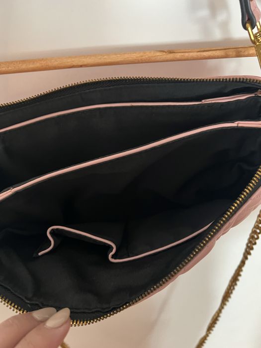 Mala La Carrie cor de rosa