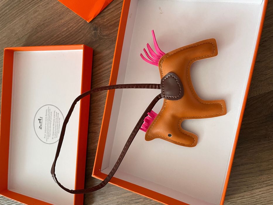 Коник Hermes аксесуар