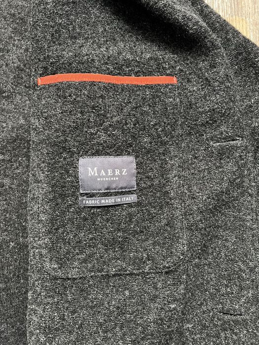 Мужской теплый пиджак