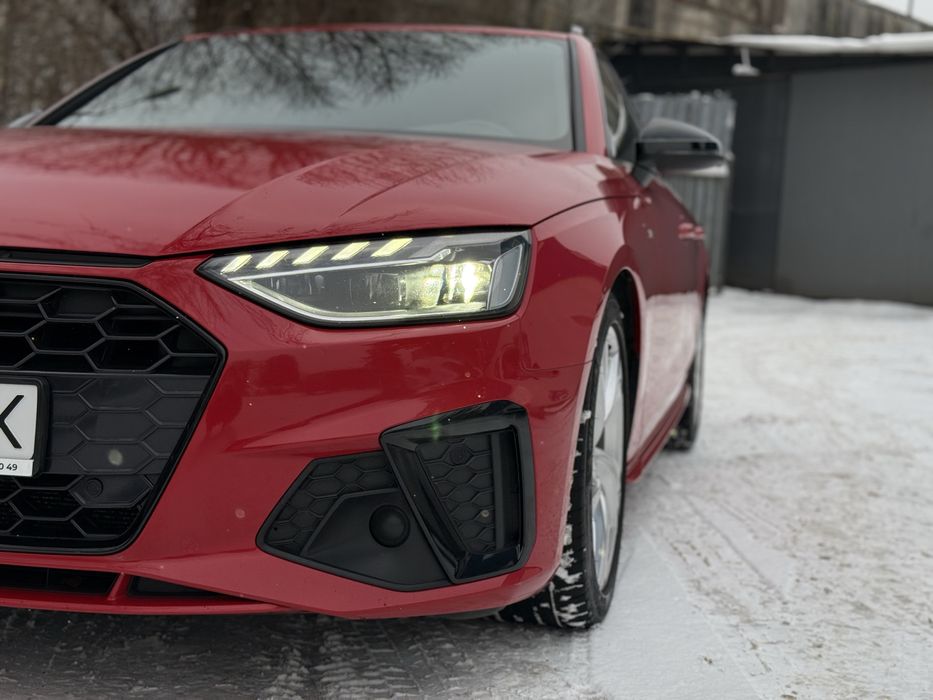 Audi A4 B9 Європа 3xS-Line 2.0TDI Без дтп, ориг.пробіг матрична оптика