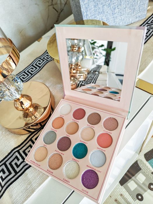 Paleta cieni makeup revolution candy haze