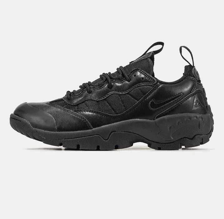 Nike air black junior sales