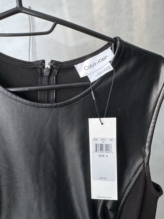 Платье Calvin Klein