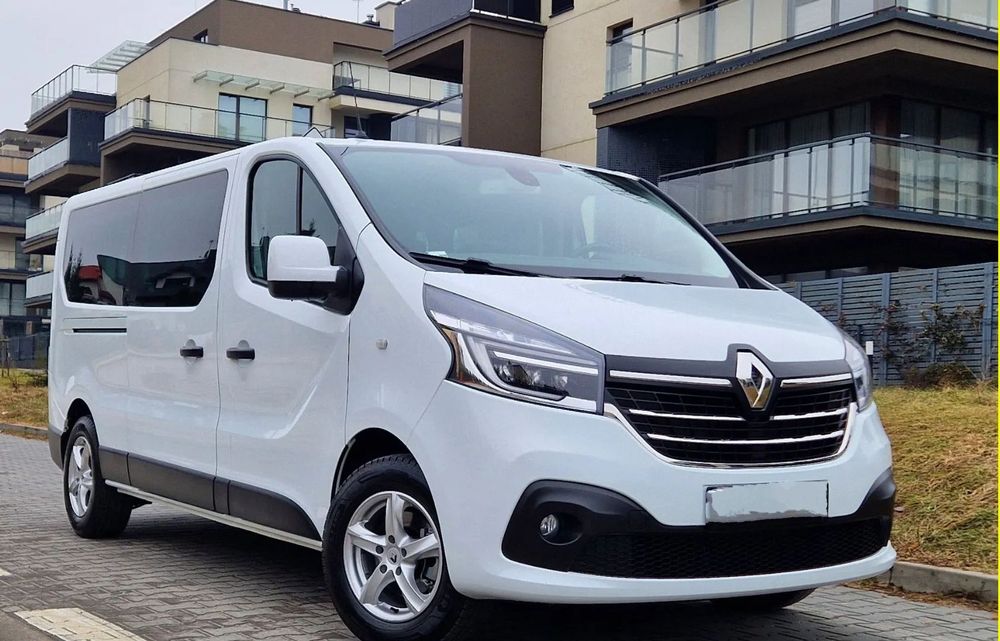 Wynajem samochodów 9 osobowych bus+OPEL VIVARO/RENAULT TRAFIC, passat