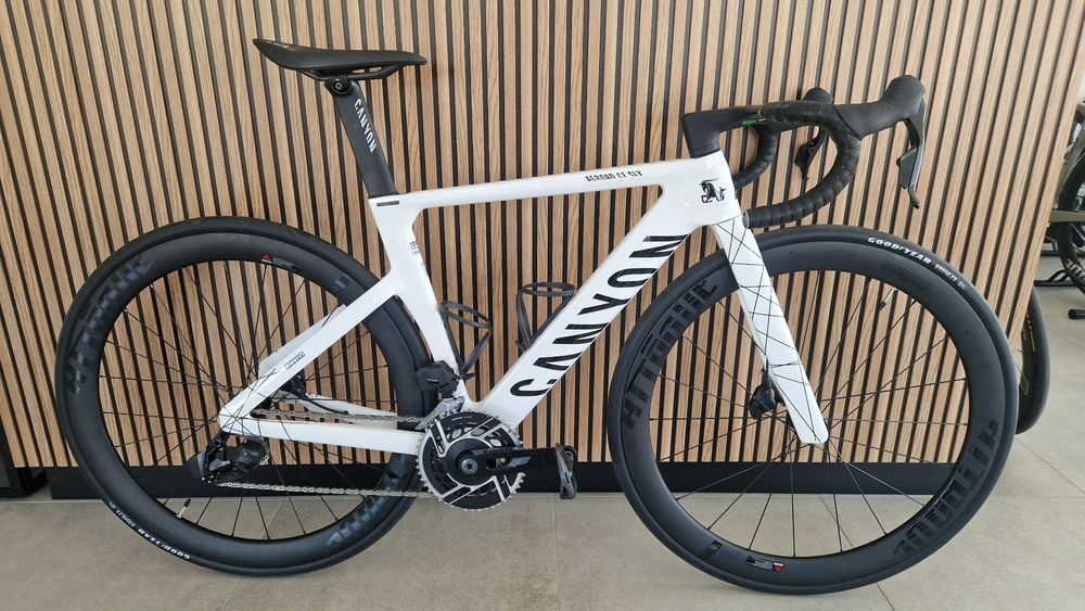 Canyon Aeroad CF SLX 7