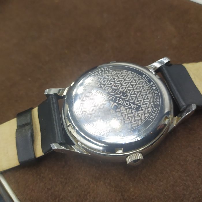 Zegarek Jacques lemans Swiss automat 
Stan jak na zdjęciach