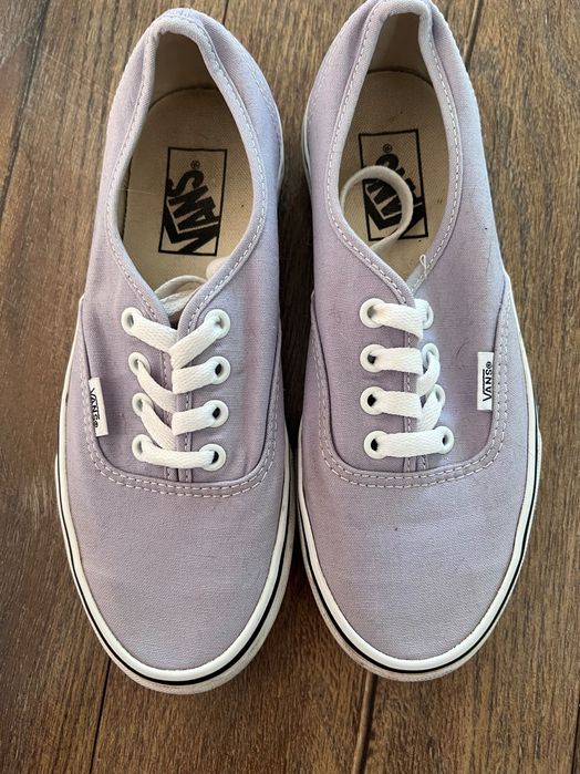 Lawendowe trampki Vans