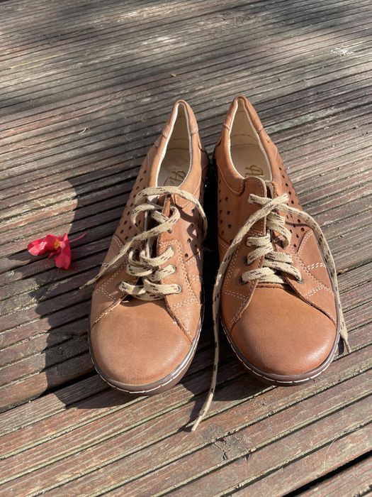 Buty damskie skóra naturalna r 36 Amulet