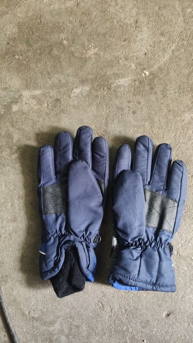Luvas de neve novas