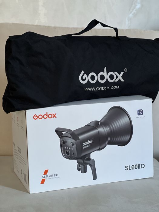 Студійне LED світло Godox SL60IID + софтбокс з сотами 95 см