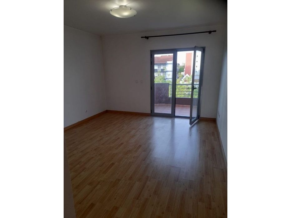 Apartamento T3 - Gândara dos Olivais (Qta de Alçada)