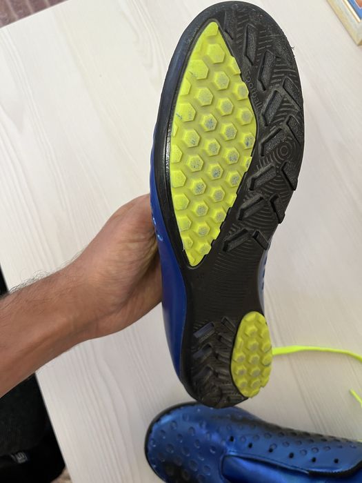 Футзалки NIKE MAGISTA 42 розмір