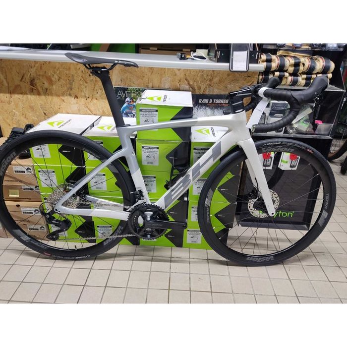 Bh rs1 nova 12x2v