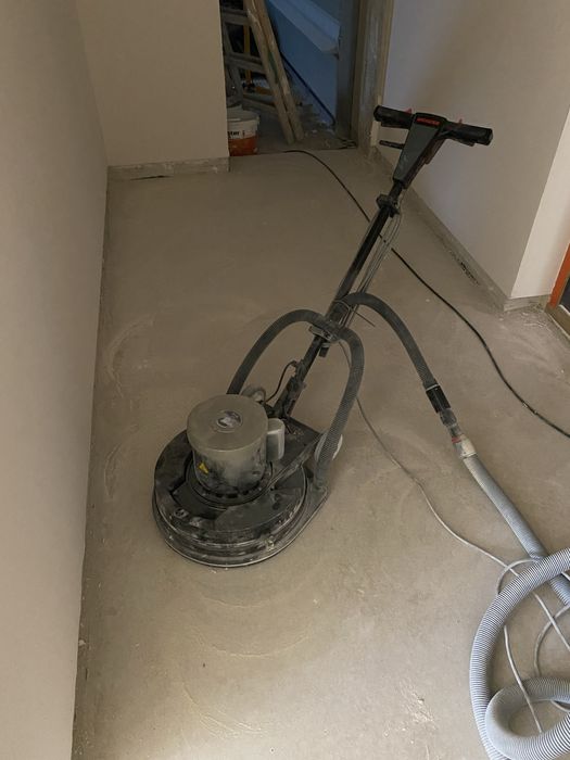 Szlifowanie posadzki anydrytowej / anhydrytu, samopoziomu, miksokreta