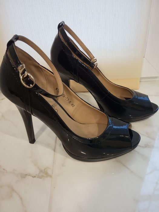 Туфли на каблуке T.Taccardi р.39