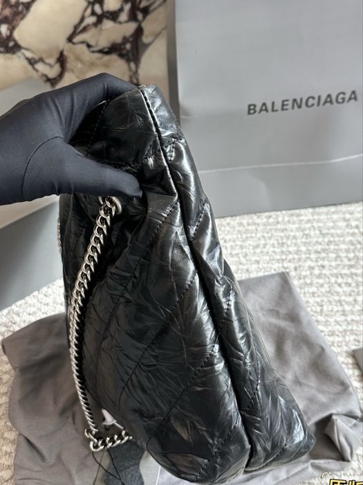 Сумка Balenciaga Crush Tote
