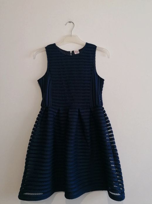 Vestido azul para menina