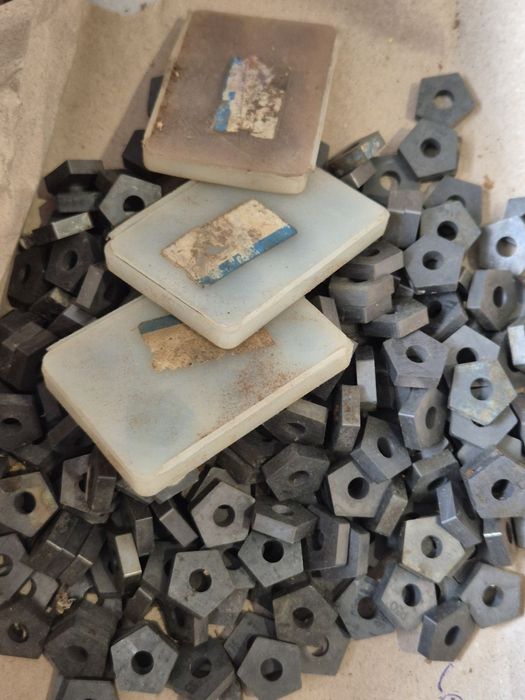 Пластина твердосплавная пятигранник и фреза ф100 ф125 ф160