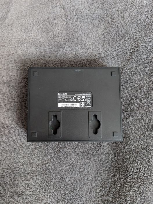 Switch TP-Link 5 portowy 1Gbit LS1005G