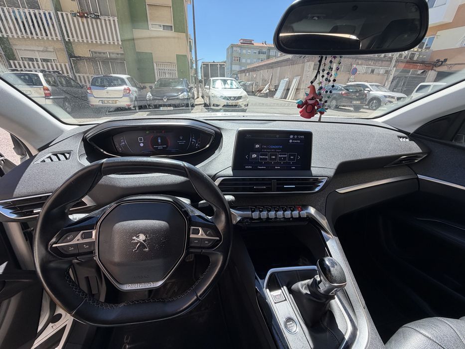 Peugeot 3008 PureTech 2019
