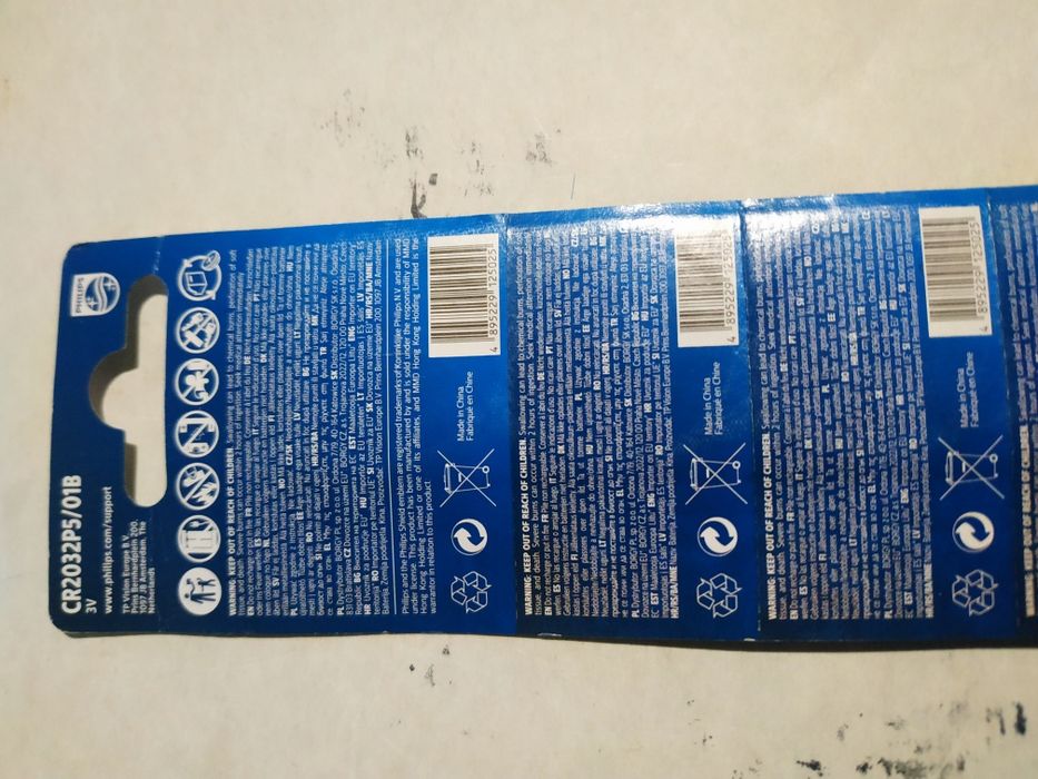 Батарейки  Philips Lithium battery CR-2032.Новые.