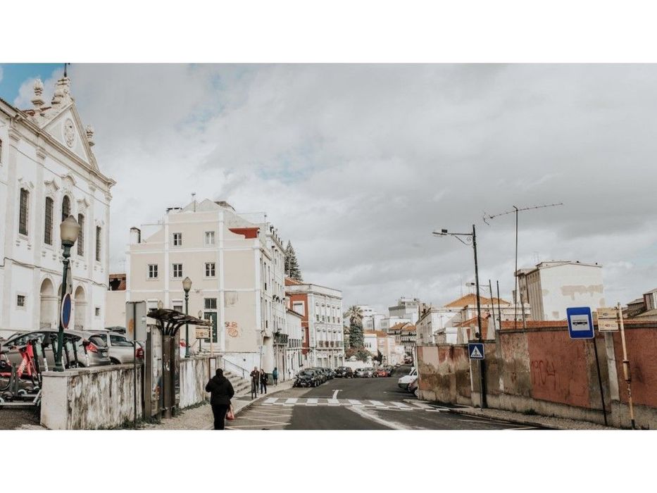 Prédio em PT - Lisboa - 6 frações