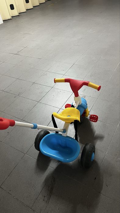 Triciclo para Crianças