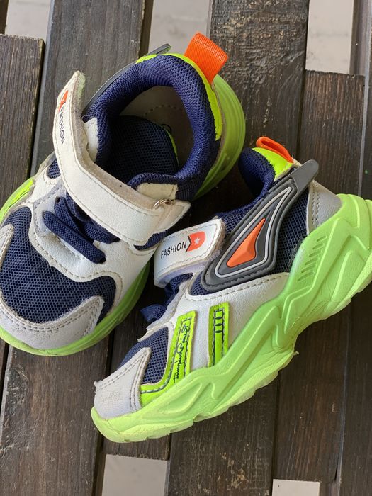 Кроссовки кросівки для хлопчика 21,23 розмір