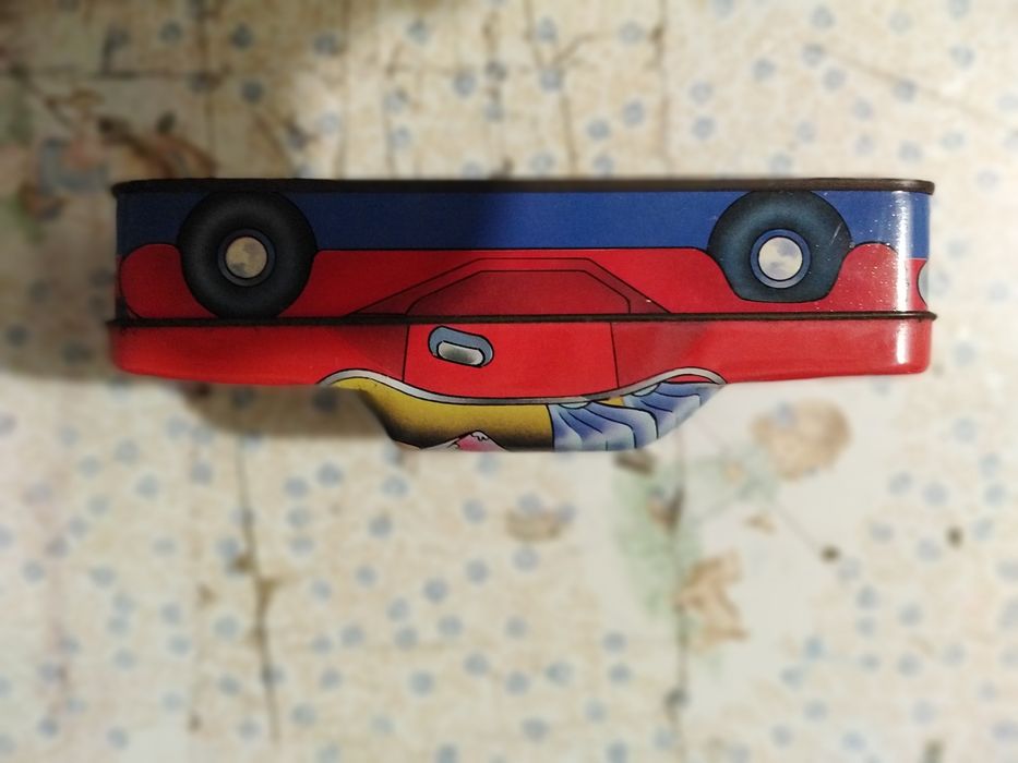 Vendo caixas de Disney bom estado